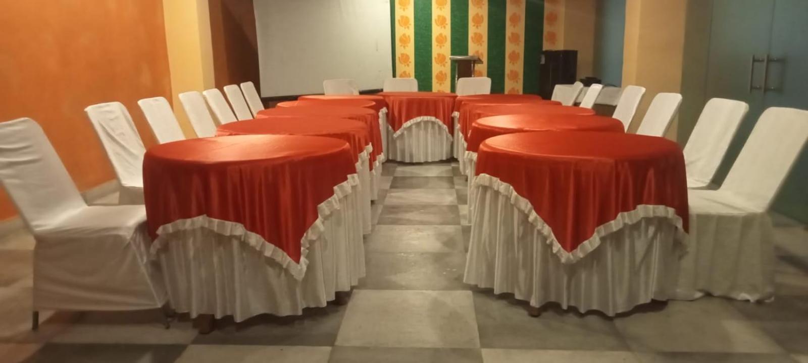 Hotel Grand Surya Kodarma Exterior photo