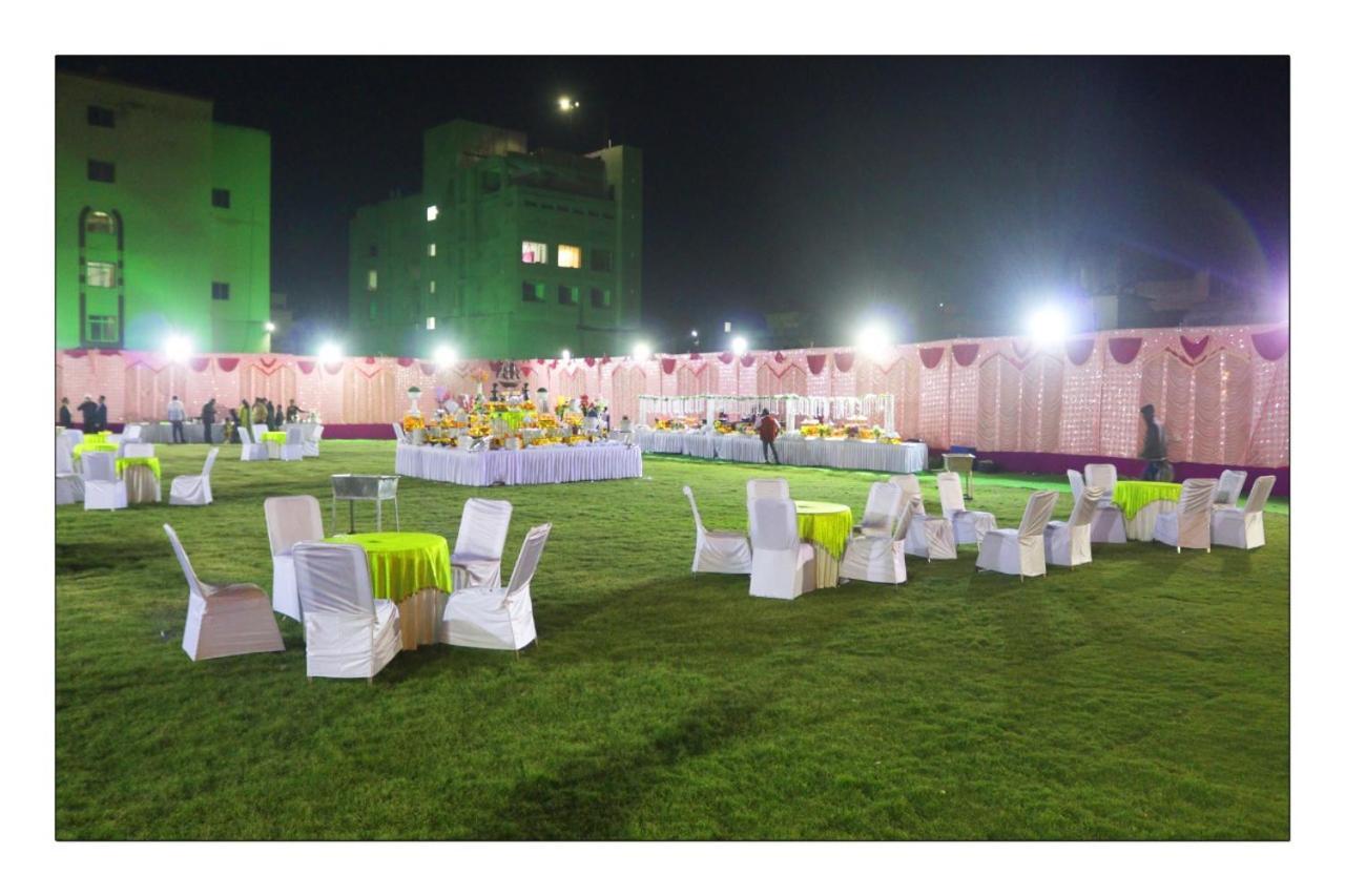 Hotel Grand Surya Kodarma Exterior photo