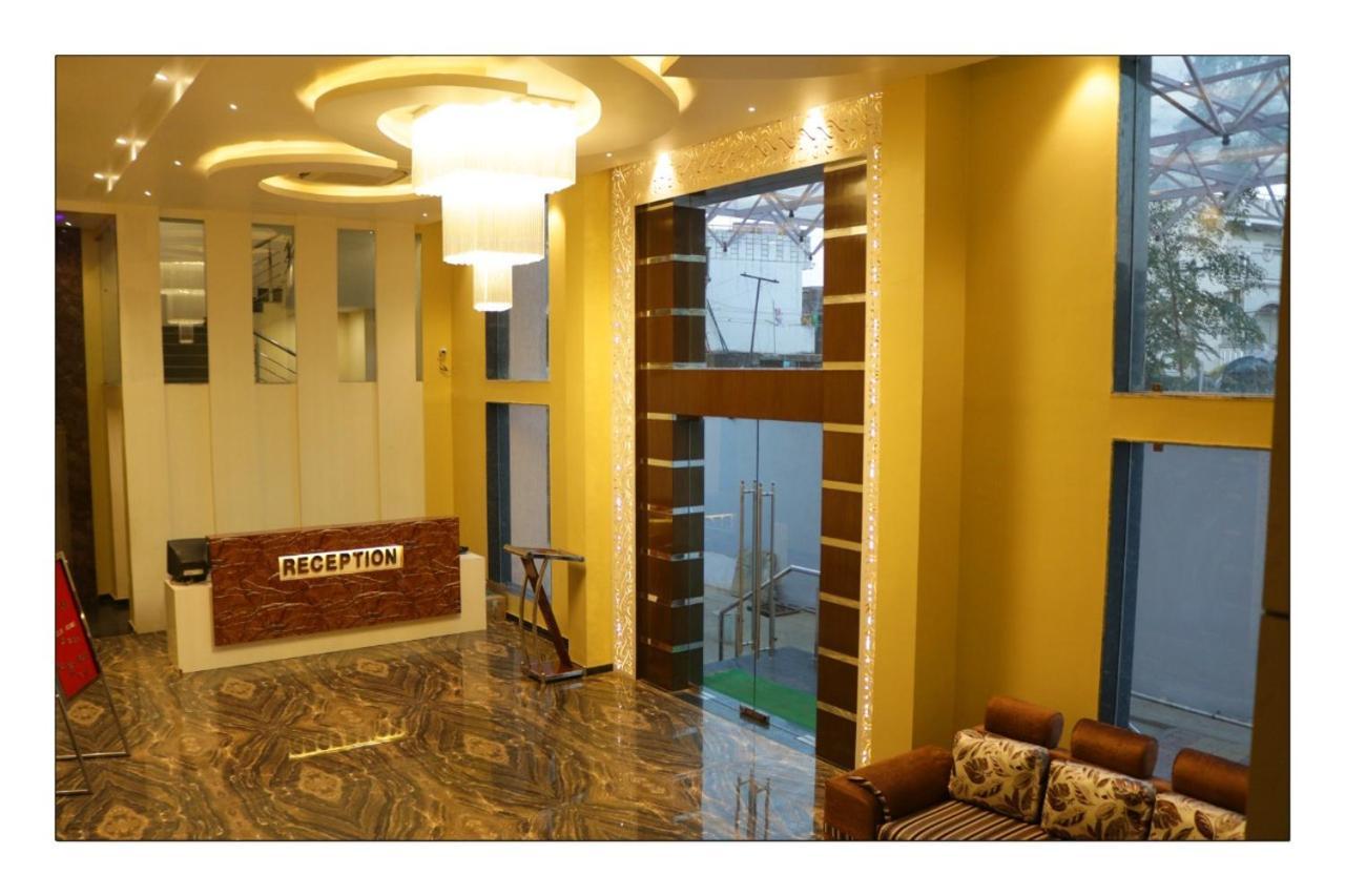 Hotel Grand Surya Kodarma Exterior photo