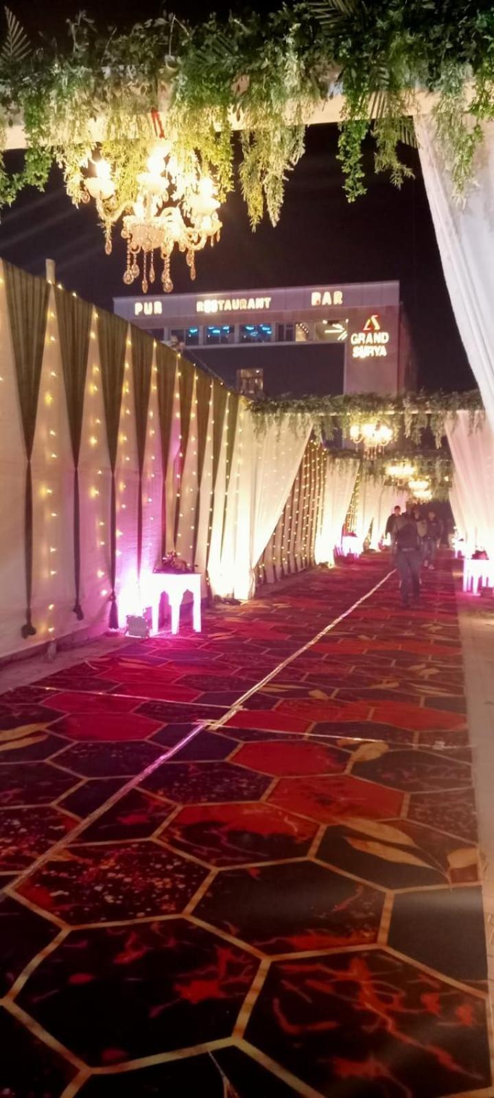 Hotel Grand Surya Kodarma Exterior photo